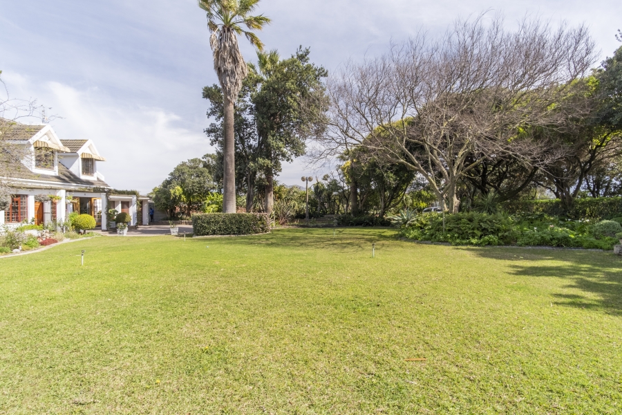6 Bedroom Property for Sale in Schaap Kraal Western Cape